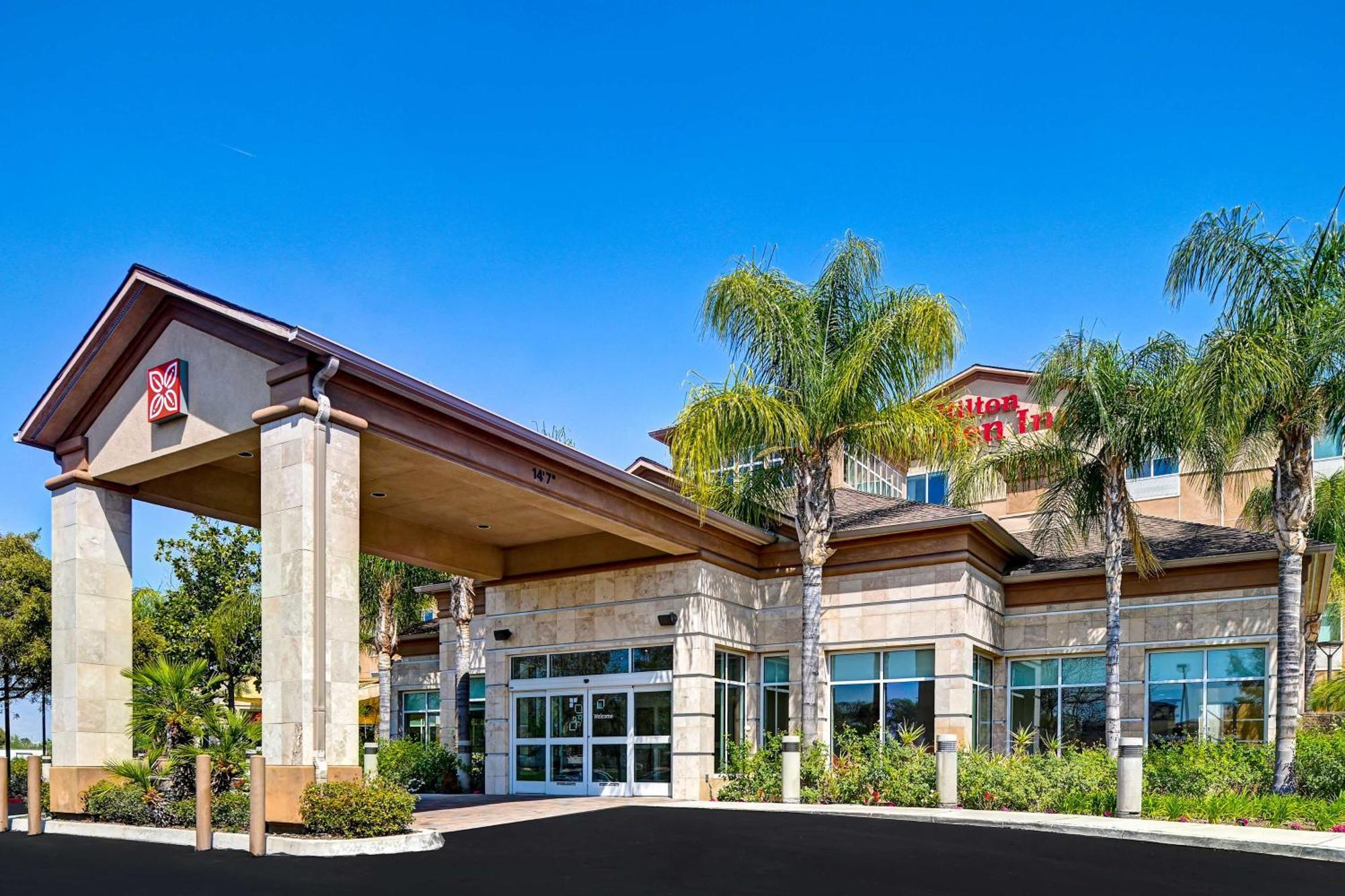 Hilton Garden Inn San Bernardino Exterior photo